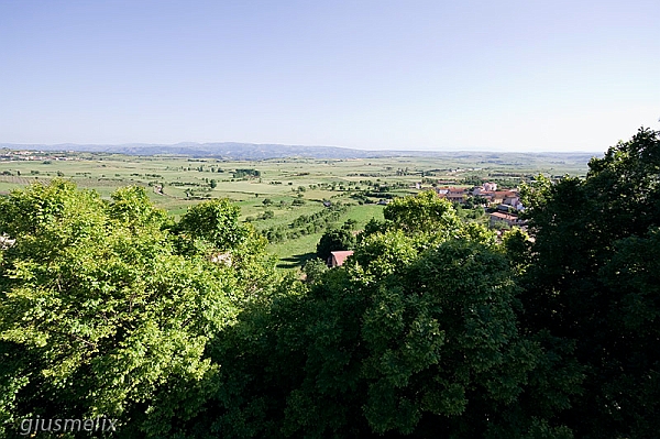 Nurri - Panorama dalla piazza della Chiesa (IMG_6709_1rid).jpg